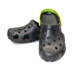 Boys Crocs NWOT  junior size 2 blk w/lime green